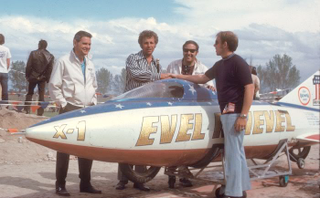 Illustration for article titled 15 Reasons Why Evel Knievel Is Still Awesome
